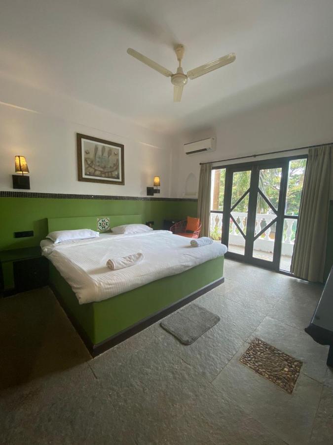 Ddhyana Resort Panadzsi Kültér fotó